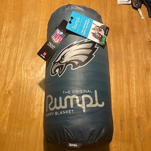 Philadelphia Eagles down Rumpl blanket